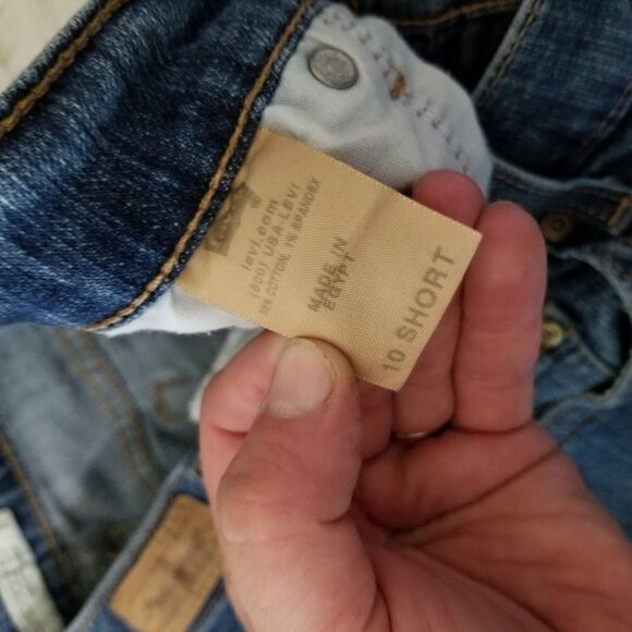 Levi's 550 relaxed boot cut size 10 short - Picture 4 of 4